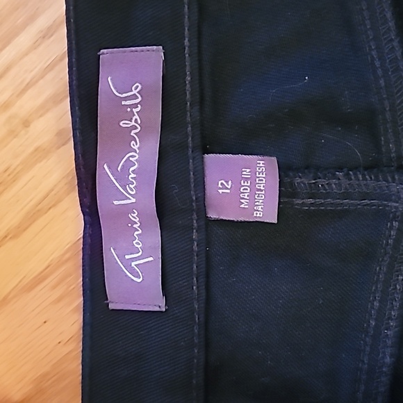 Classic rise jeans - Picture 3 of 5